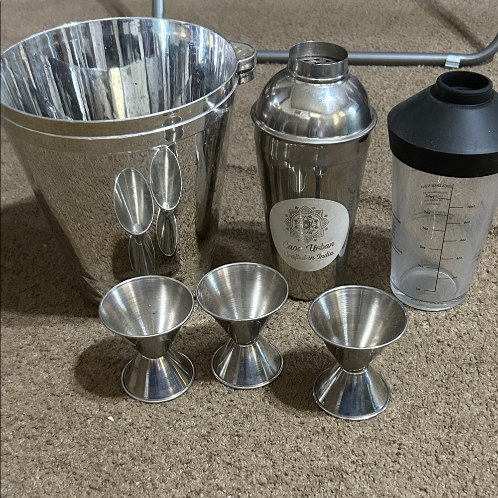 Silver Cocktail Shaker Set